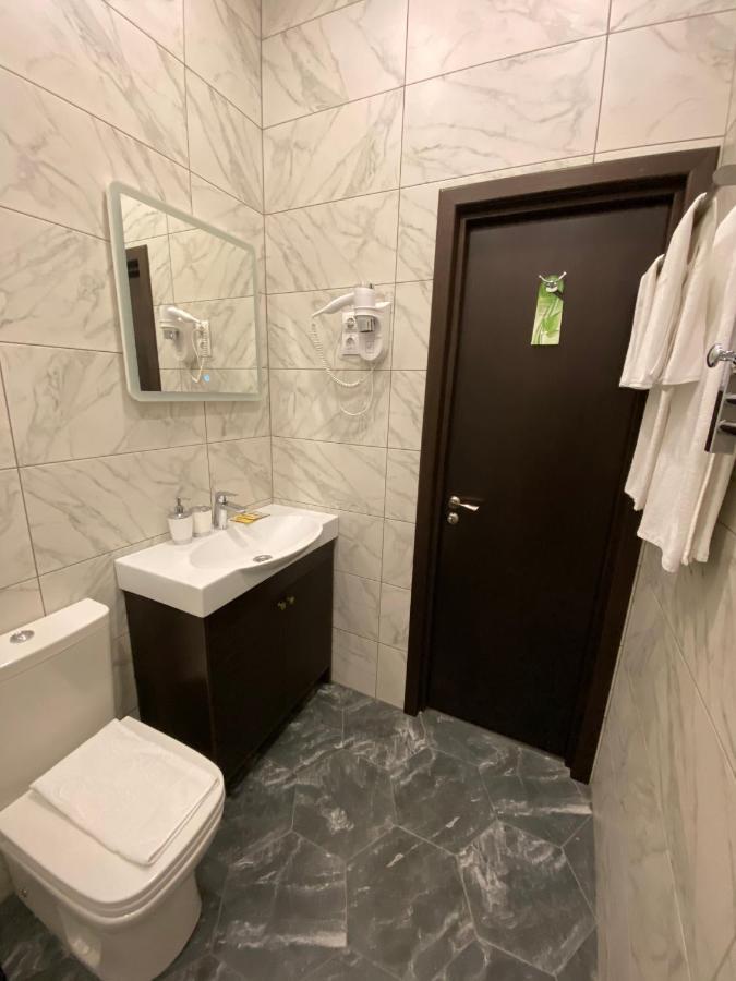 Adam'S House Hotel Saint Petersburg Ngoại thất bức ảnh